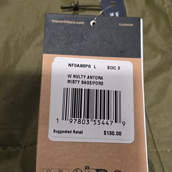 ***SOLD****  The North Face Women's Two-Tone Green Jacket - Picture 9 of 9